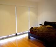 Roller screen oyster beige